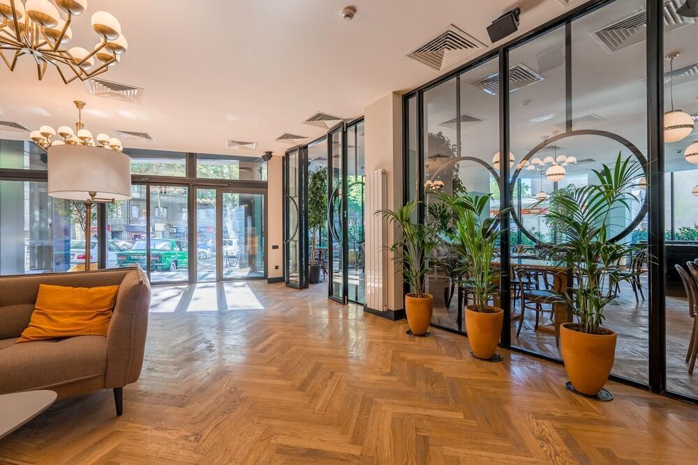 Europe Hotel Тбилиси Экстерьер фото
